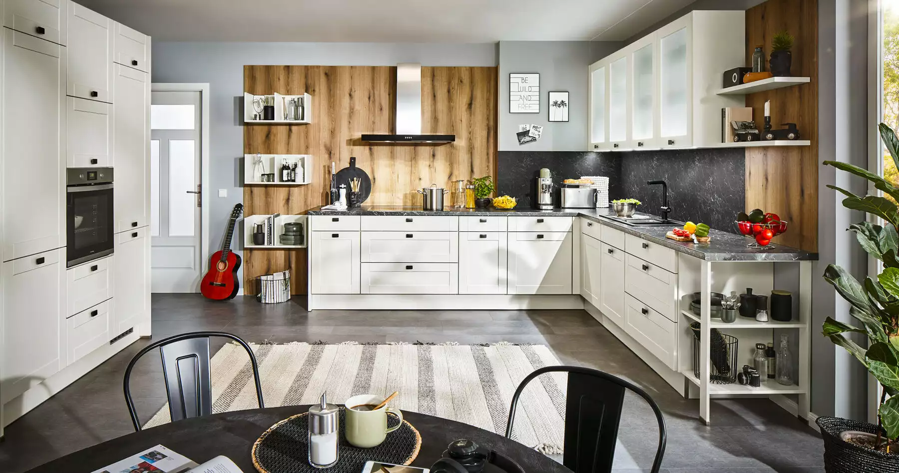 Pino-Landhaus-L-Kueche-Magnolia-mit-Hochschrank Pino-Landhaus-L-Kueche-Magnolia-mit-Hochschrank Pino Landhaus L-Küche Magnolia mit Hochschrank
